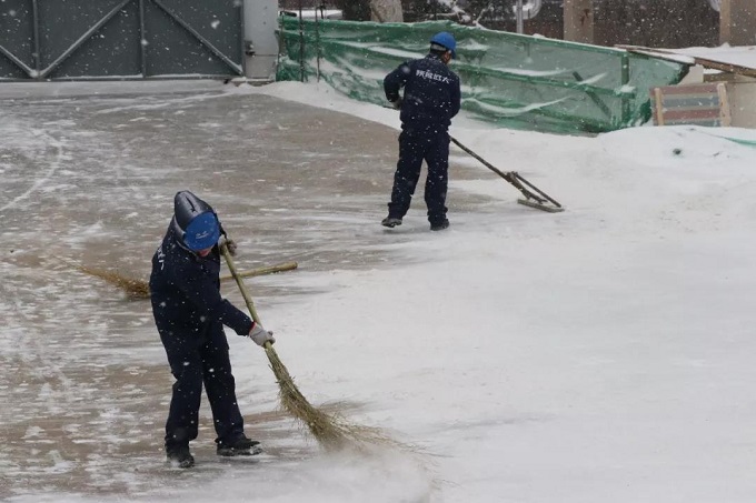 扫雪除冰，陕能远大在行动